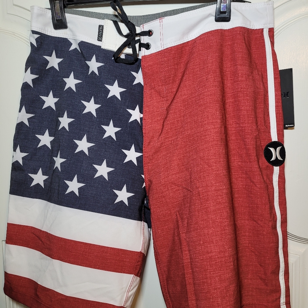 NwT Hurley American swim trunks Size 30